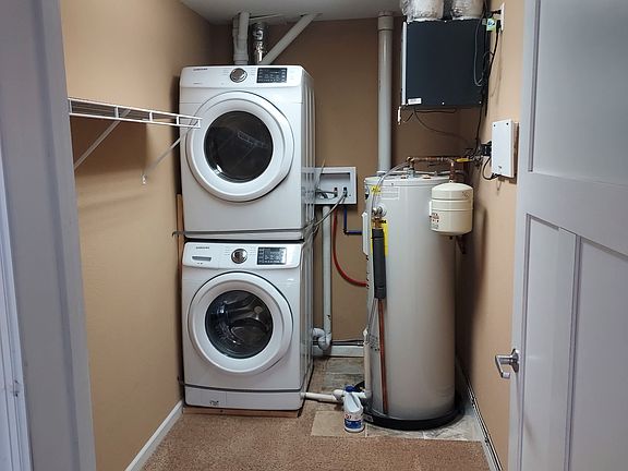 4th image of 4247 Stebner Rd APT 4