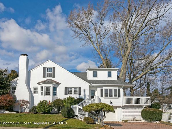 121 Bingham Ave