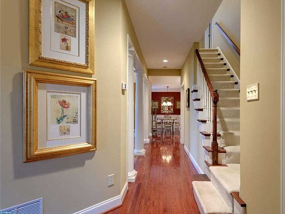 3rd image of 574 Cricket Ln