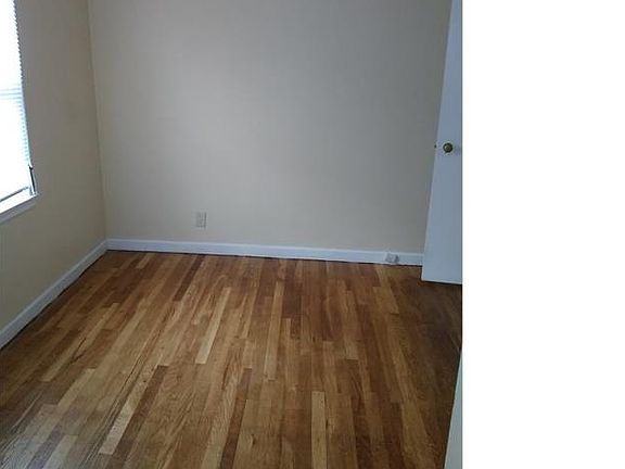 4th image of 405 N Longwood St #6