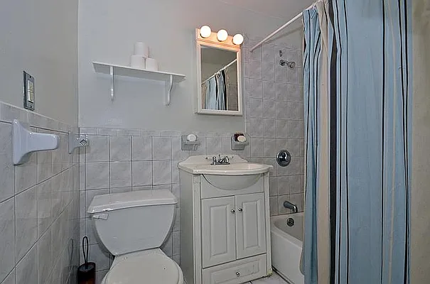 Sold by Calabrese Real Estate | media 4