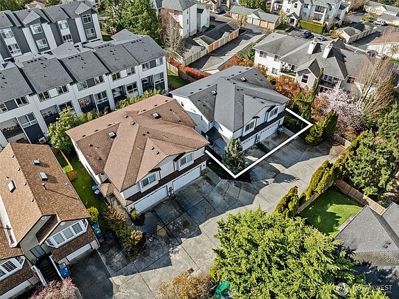 4th image of 14926 40th Avenue W #3