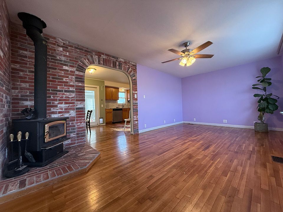 1st image of 1116 N 11th St