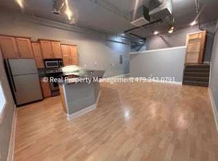 821 Garrison Ave APT 8, Fort Smith, AR 72901