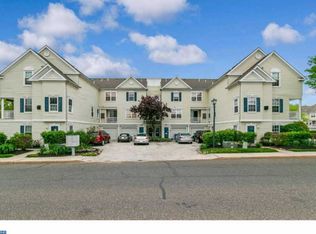 1501 Lakeside Dr, Palmyra, NJ 08065