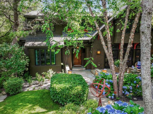 12 Somerset Road, Provincetown, MA 02657