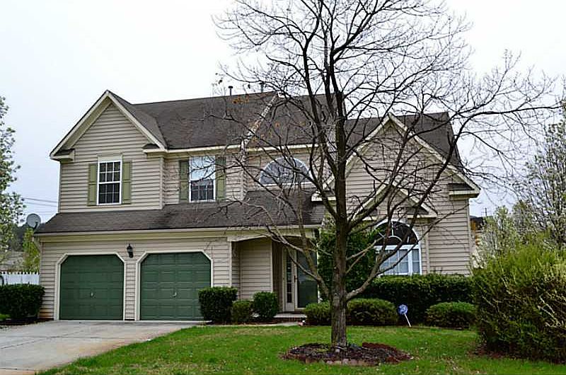 1st image of 901 Angel Ct