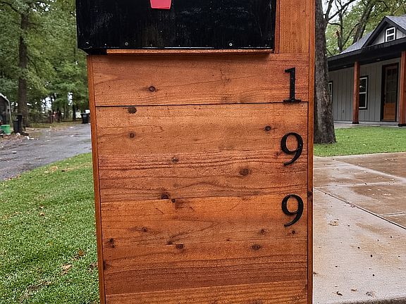 3rd image of 199 Seagrove Ln