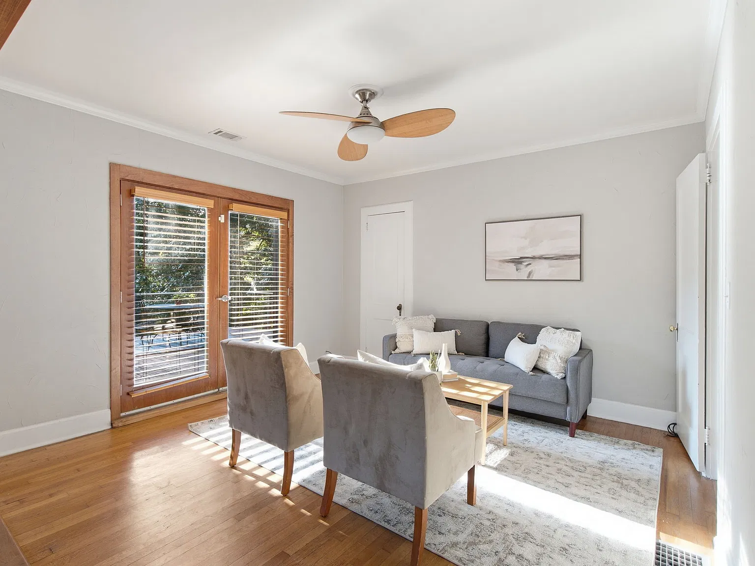 866 Moreland Ave SE — Photo 4