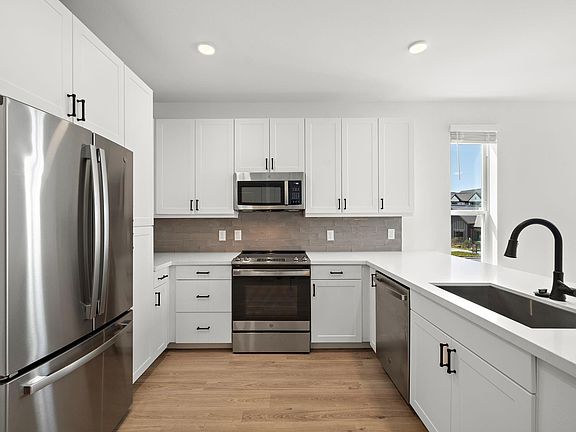 2nd image of 29655 Jordan Ranch Blvd #A5