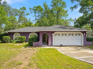 1325 W Sorrento Dr, Citrus Springs, FL 34434