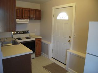 100 Spruce St APT 4, Stamford, CT 06902