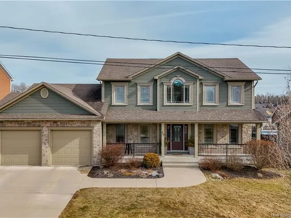 24 Savannah Ct, Fredericton, NB E3G 5M6