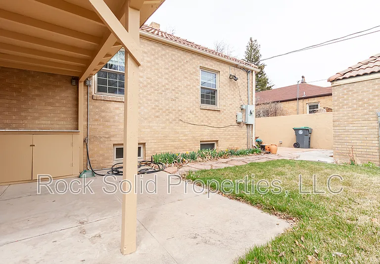 219 W 4th Ave — Photo 34