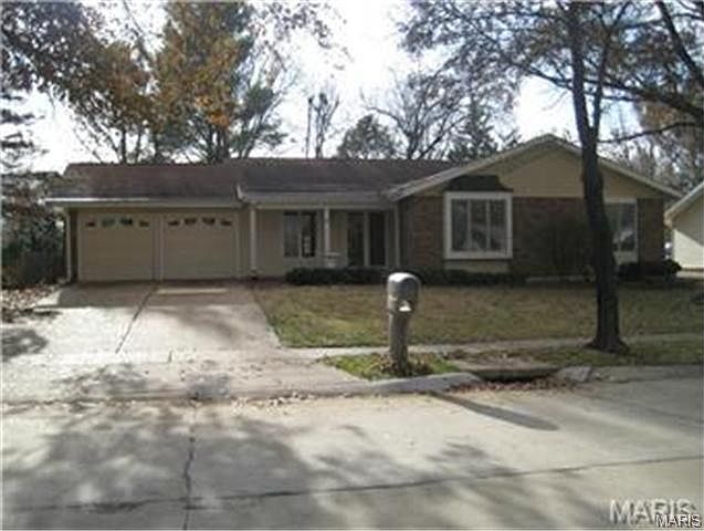 1st image of 2175 Silverwood Ln