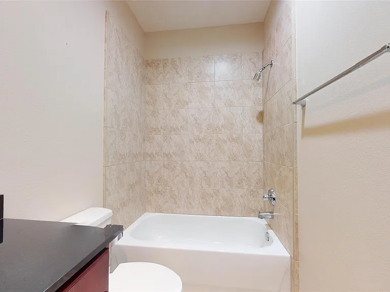 3826 Center St — Photo 7