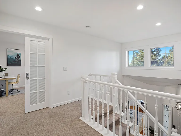 1207 Foxwood Pl — Photo 15
