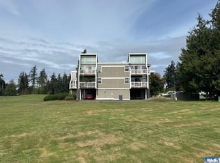 1963 Woodcock Rd, Sequim, WA 98382