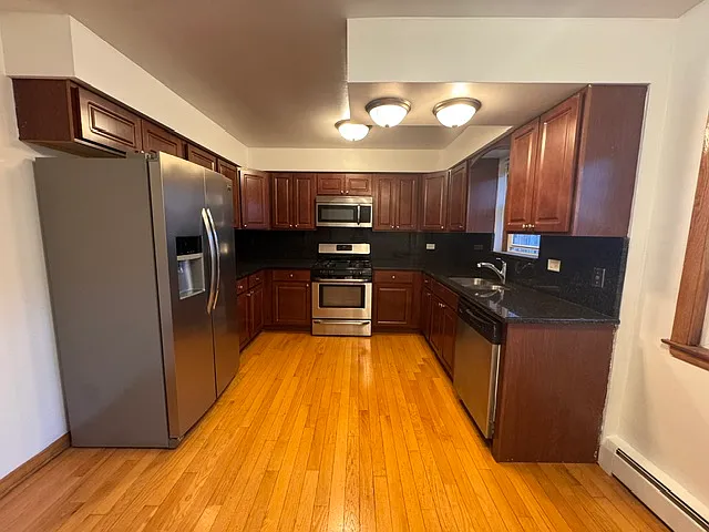 6810 N Northwest Hwy #3C — Photo 1