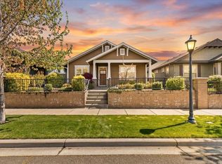 517 Windsong Way, Medford, OR