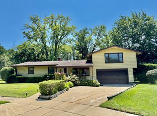 1511 Rogers Ct, Dekalb, IL 60115