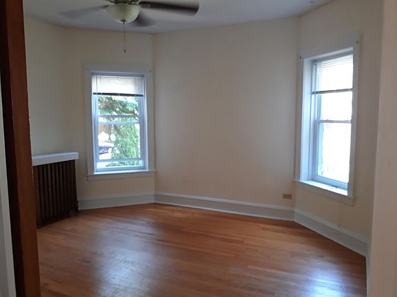 3rd image of 5005 N Major Ave