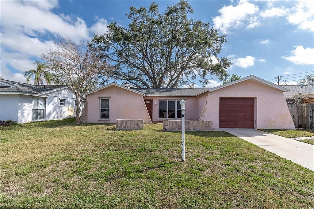 8633 Orange Blossom Dr, Seminole, FL 33772 | Zillow