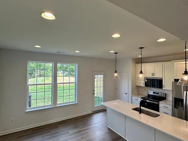 65 Melsonby Dr — Photo 11