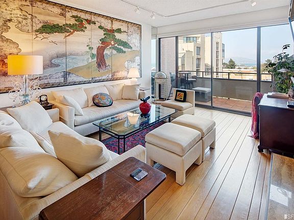 2nd image of 101 Lombard St APT 402E