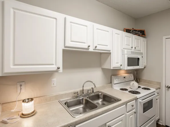 Sunlake at Edgewater