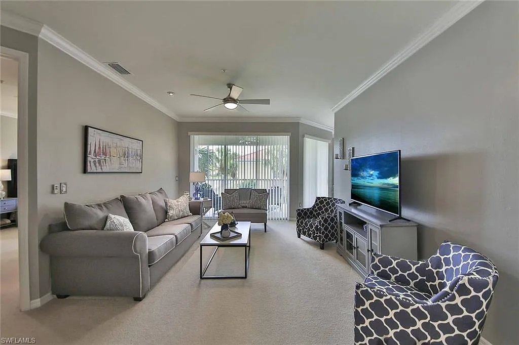 3 bed, 2.0 bath, 1845 sqft, $7,500 — Photo 3