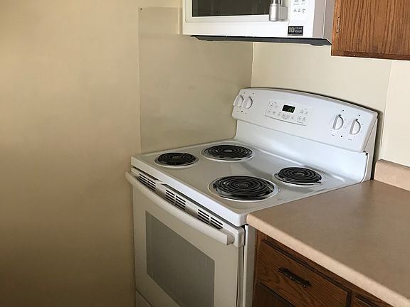 5th image of 410 SE Cedar Ave