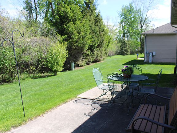 3rd image of 1458 Mackinaw Pl