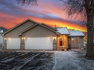 1257 Jeff St, Shakopee, MN 55379