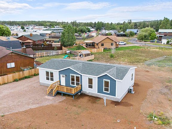 3rd image of 5350 Lake Dr