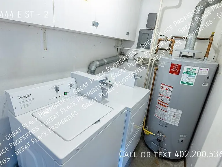 2444 E St #2 — Photo 6