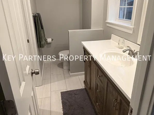 8342 Hadley St, Overland Park, KS 66212