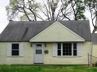 1342 Dixon Ave, Croydon, PA 19021