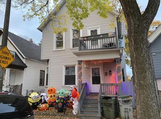 1624 W Washington St, Milwaukee, WI 53204