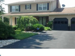 25 Peter Rafferty Dr, Hamilton, NJ 08690