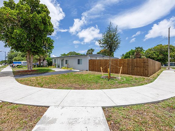 3rd image of 1716 NE 51st Court