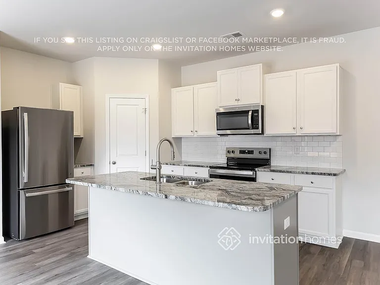 3976 Zepelin Way — Photo 8