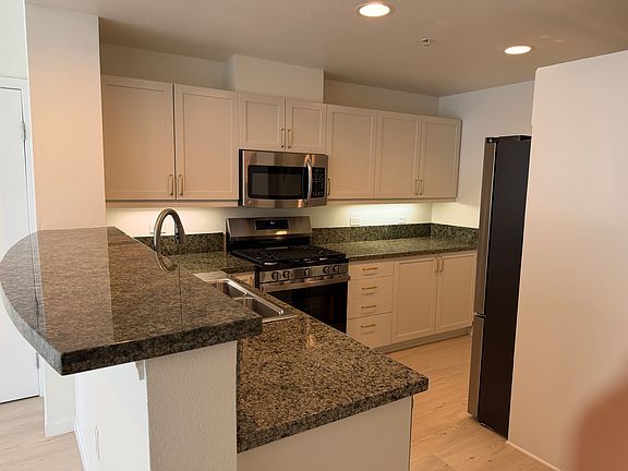 2nd image of 530 K St Unit 714