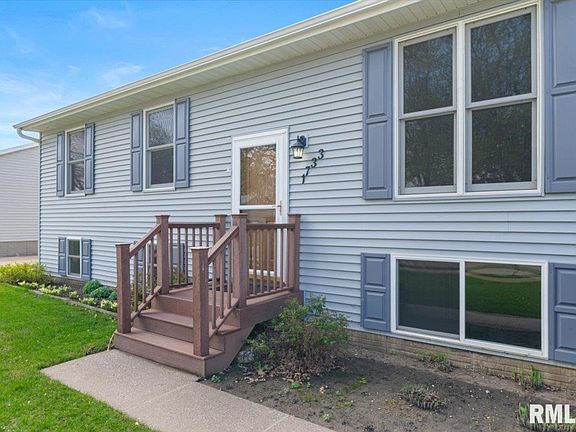 4th image of 1733 W 58th St