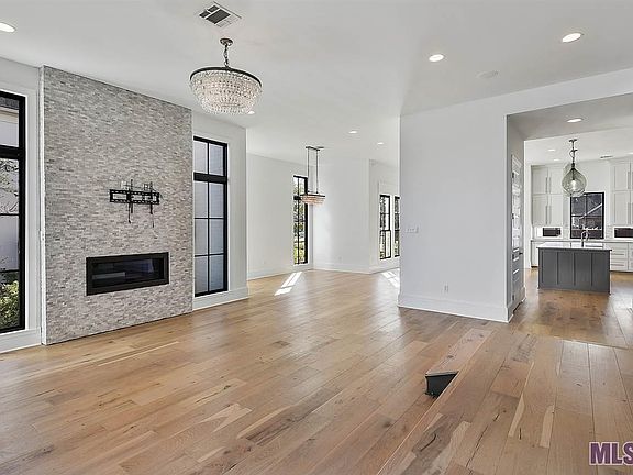 3rd image of 1642 Gleneagles Bnd