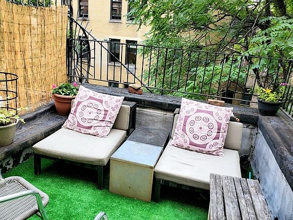 5th image of 154 W 75th St APT 3B
