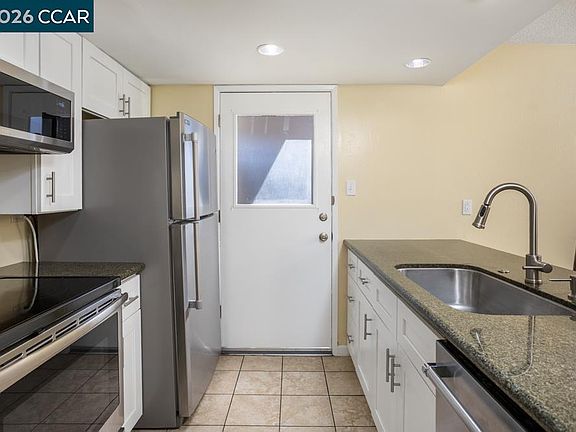 4th image of 5468 Roundtree Pl APT P