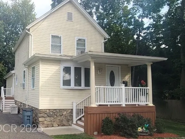 149 Crescent Ave, Waldwick, NJ 07463