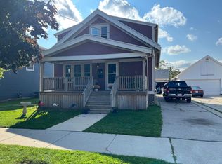 1122 S 24th St, Manitowoc, WI 54220