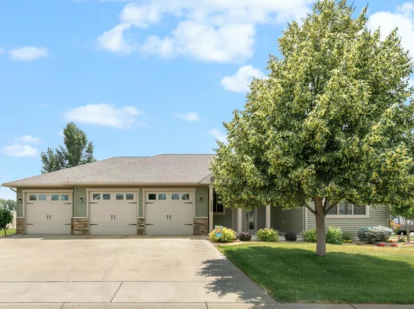 7022 Northwood Ln, Saint Cloud, MN 56303